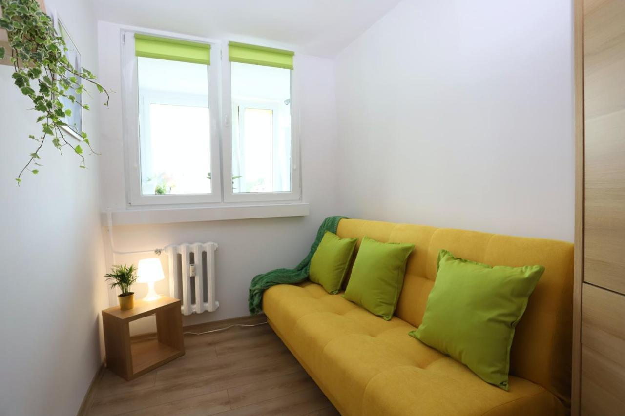 Apartament Parkowy Apartment Walbrzych Bagian luar foto